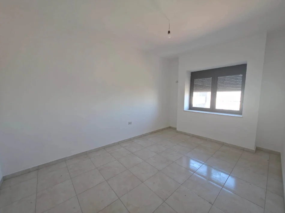 Tirane, shitet apartament 3+1+Ballkon , 116 m² (Prane Casa Italias)