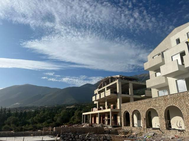 Himare, shitet apartament Kati 0, 240 m² 520.000 Euro (Drimadhe Vlorë, Albania)