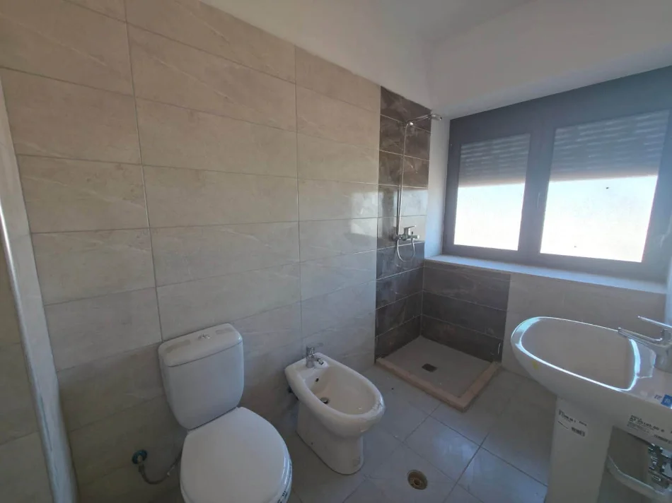 Tirane, shitet apartament 3+1+Ballkon , 116 m² (Prane Casa Italias)