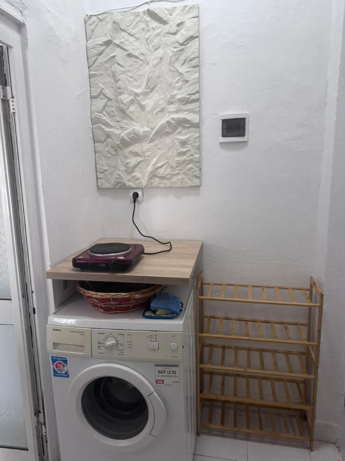 Tirane, jepet me qera garsonier 1+1 Kati 1, 24 m² 400 € 