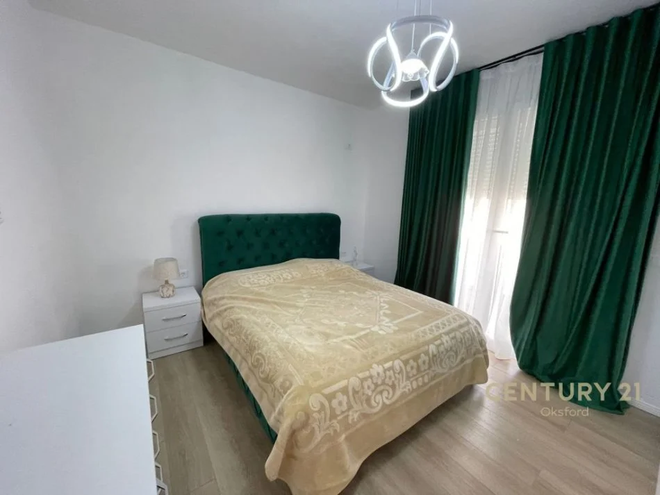 Tirane, jepet me qera Vile 2 Katshe Kati 0, 150 m² 1.500 € (Mullet)