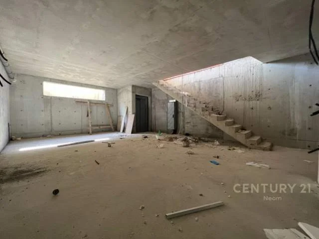 Tirane, shitet Vile 617 m² 750.000 Euro (Qendra Tregtare TEG)