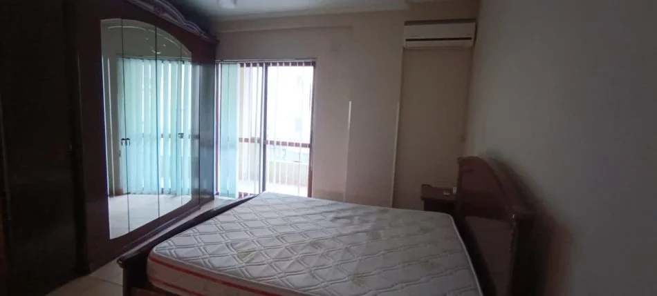 Tirane, jepet me qera apartament 2+1+Ballkon Kati 2, 80 m² 600 € (Prane Viles Gold)