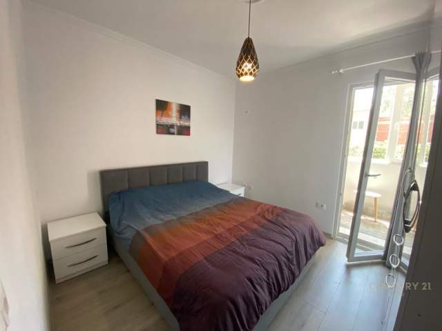 Jepet me qera apartament 1+1, Kati 2, 50 m² 500 Euro (Rruga e Kavajes Tirana, Albania)