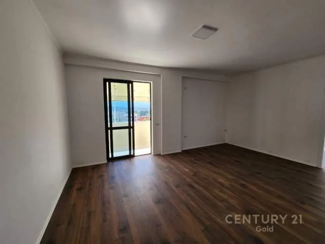 Tirane, shitet apartament 2+1+BLK Kati 2, 91 m² 125.000 Euro (kodra e diellit)