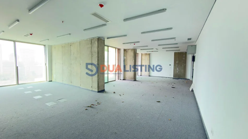 Tirane, jepet me qera ambjent biznesi , 222 m² 5.500 € (Bulevardi Bajram Curri)