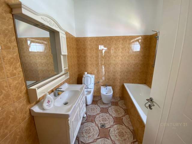 Tirane, jepet me qera apartament Kati 3, 100 m² 600 Euro (Him Kolli Tirana, Albania)