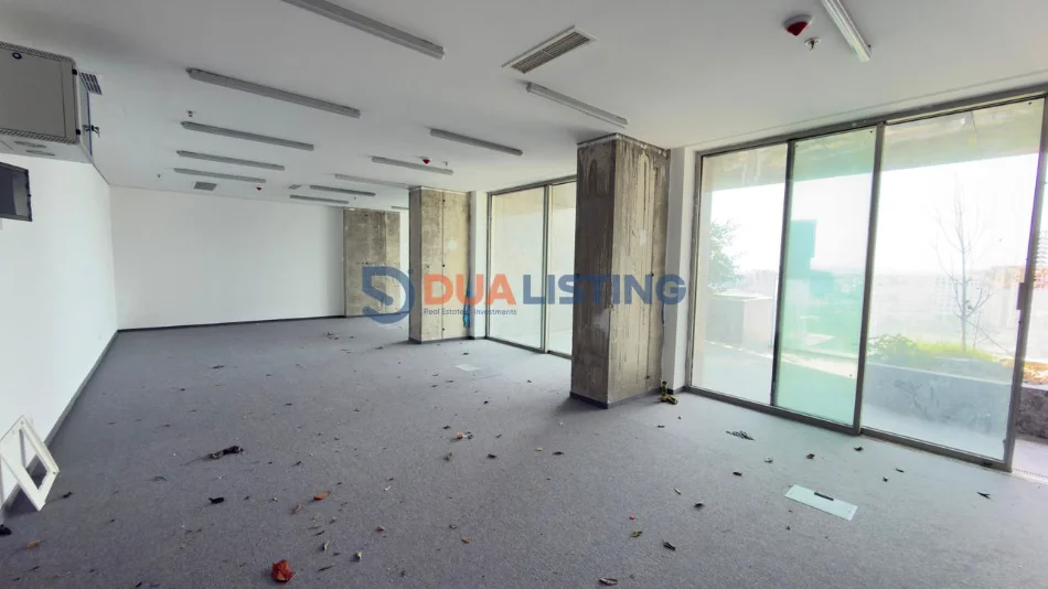 Tirane, jepet me qera zyre Kati 13, 221 m² 5.500 € (Downtown One)