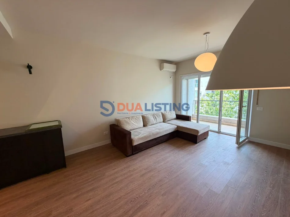 Tirane, shes apartament 2+1+Ballkon Kati 3, 106 m² 249.000 € 