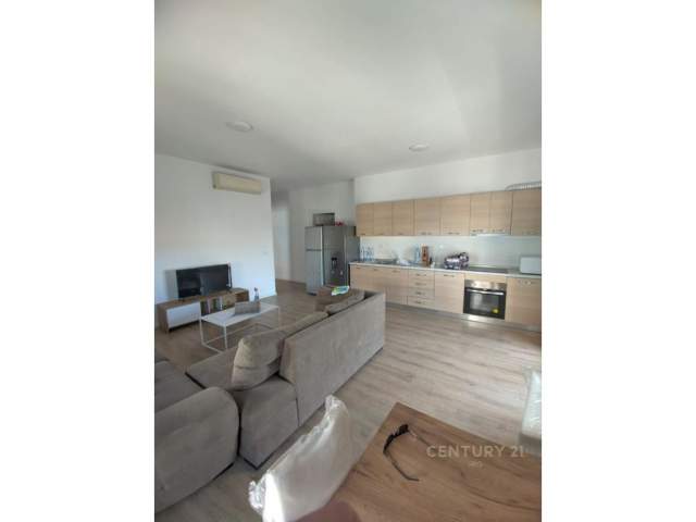 Tirane, jepet me qera apartament Kati 6, 116 m² 500 Euro (Tirana, Albania)