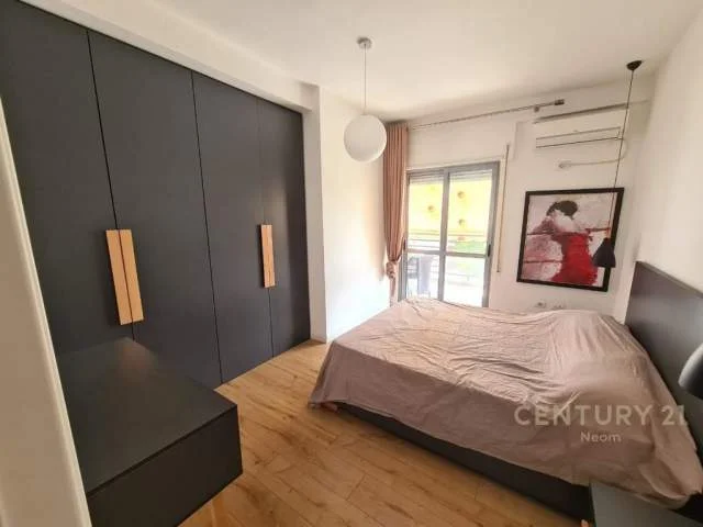 Tirane, jepet me qera apartament 2+1 Kati 6, 99 m² 700 Euro (21 Dhjetori)