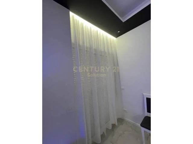 Tirane, jepet me qera apartament 1+1 Kati 1, 79 m² 600 Euro (Kopeshti Zoologjik)