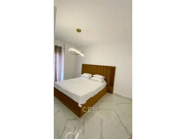 Tirane, shitet apartament 1+1 Kati 2, 80 m² 155.000 Euro (Rruga e Dibres)