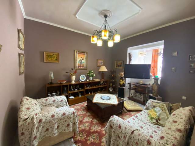 Tirane, jepet me qera apartament Kati 2, 96 m² 600 Euro (Rruga Elbasanit Tirana, Albania)