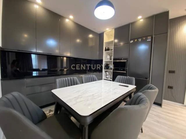 Tirane, shitet apartament Kati 4, 111 m² 250.000 Euro (Tirana, Albania)