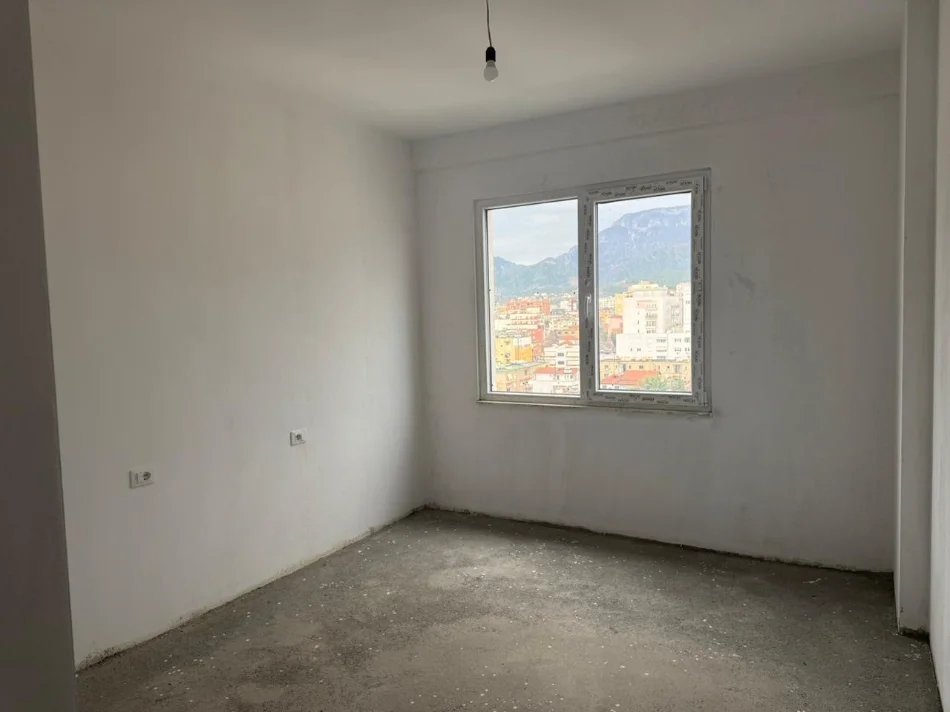 Tirane, shitet apartament 2+1+Ballkon Kati 9, 111 m² 215.000 € 