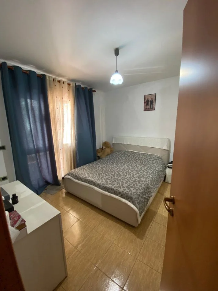 Tirane, shitet apartament 2+1+Aneks+Ballkon, Kati 1, 104 m2 108,000 € (Kompleksi Malajziani)