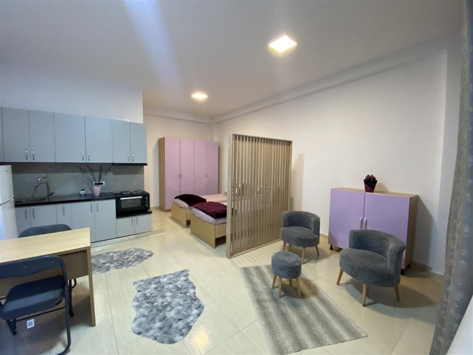 Tirane, jepet me qera garsonier Kati 1, 37 m² 35.000 € (KODRA E DIELLIT)