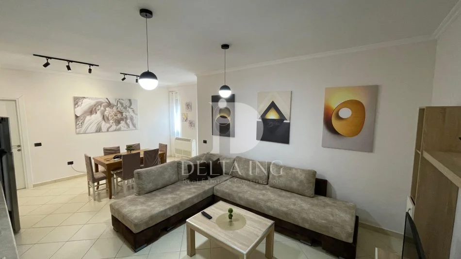 Tirane, jepet me qera apartament 1+1 Kati 4, 70 m² 700 € (Rruga Kosovareve)