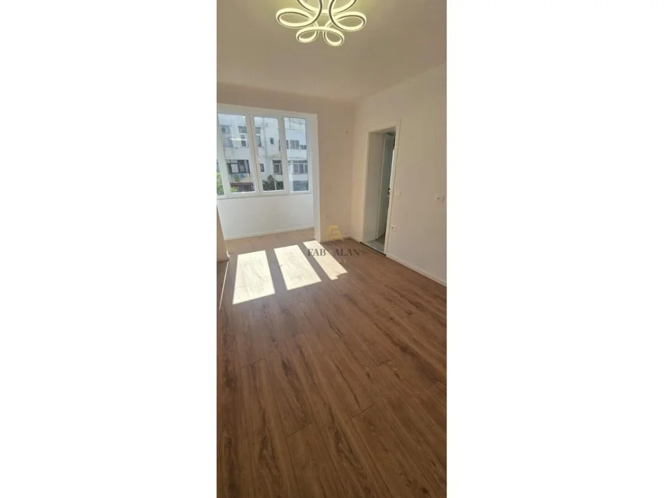 Tirane, shitet garsonier Kati 3, 30 m² 95.000 € (Myslym Shyr)