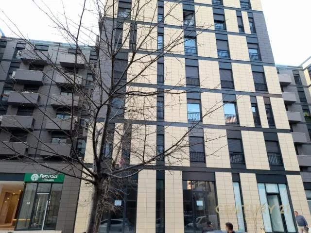 Tirane, jap me qera apartament 1+1+BLK Kati 3, 67 m² 550 Euro (hipoteka)
