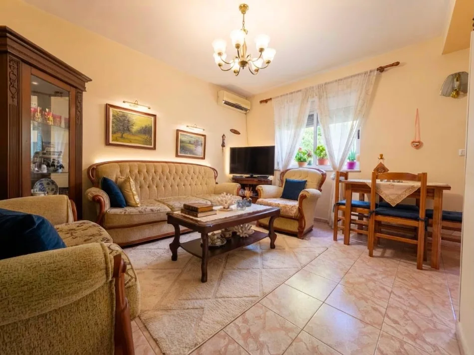 Tirane, shitet apartament , 66 m² 155.000 € (shkolla baletit)