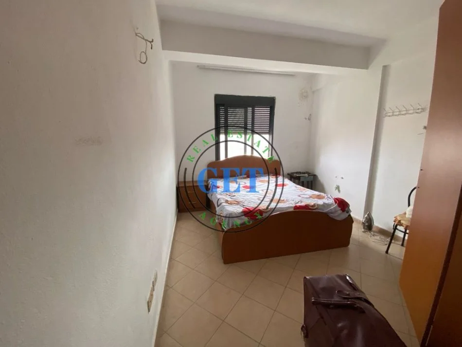 Durres, jepet me qera apartament 1+1+Ballkon Kati 7, 57 m² 200 € (Plazh Iliria)