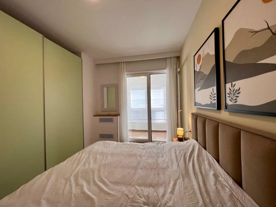 Tirane, jepet me qera apartament 2+1 Kati 3, 103 m² 1.000 € (Rruga elbasanit)