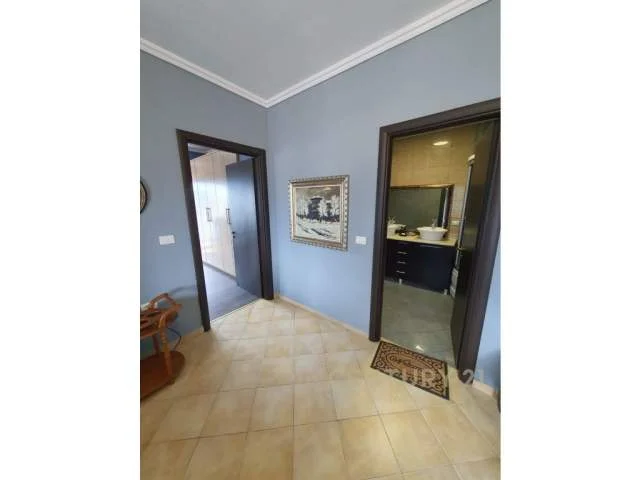 Tirane, jepet me qera apartament 1+1 Kati 11, 93 m² 500 Euro (Rruga e Dibres)