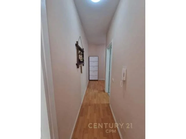 Tirane, jepet me qera apartament 2+1 Kati 1, 109 m² 550 Euro (Kompleksi ASL Zirkon, Spitali QSUT)