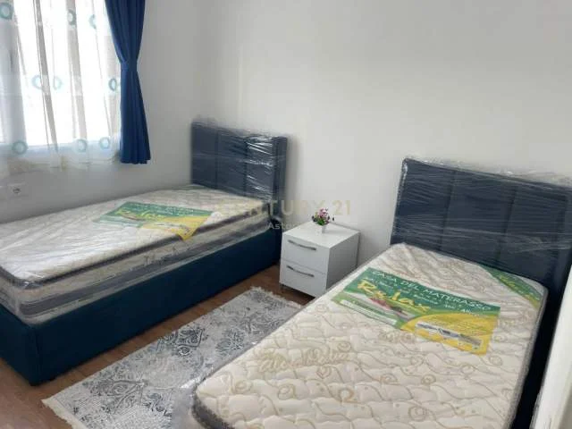 Tirane, jepet me qera apartament Kati 2, 88 m² 470 Euro