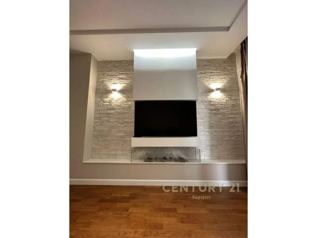 Tirane, jepet me qera apartament 2+1+BLK Kati 1, 125 m² 900 Euro (Kopshti Botanik Zoologjik)