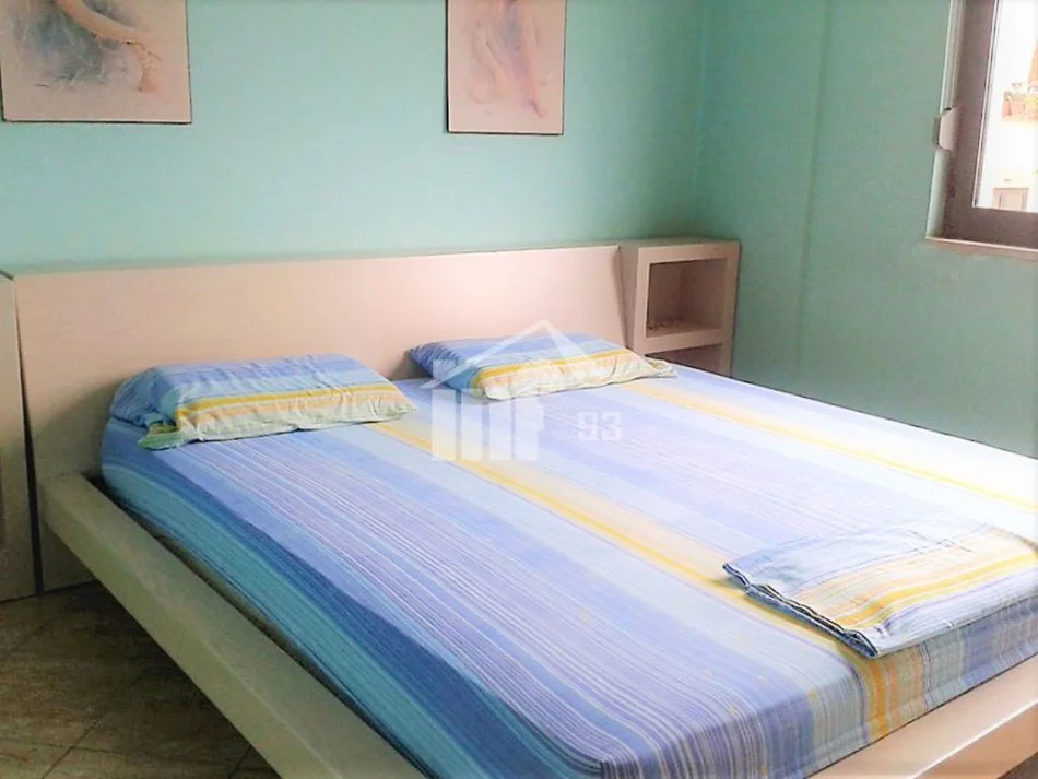 Tirane, jepet me qera apartament 2+1+Ballkon Kati 9, 110 m² 700 € (PRANE QENDRES)