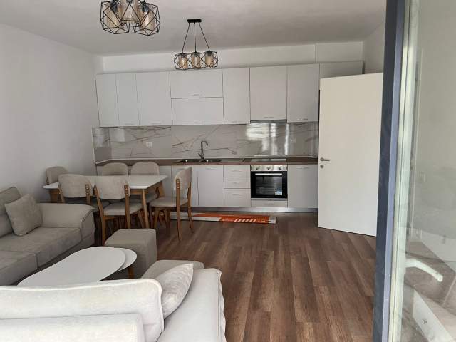 Tirane, jepet me qera apartament 2+1+BLK Kati 2, 100 m² 400 Euro (Rruga Sokrat Miho)