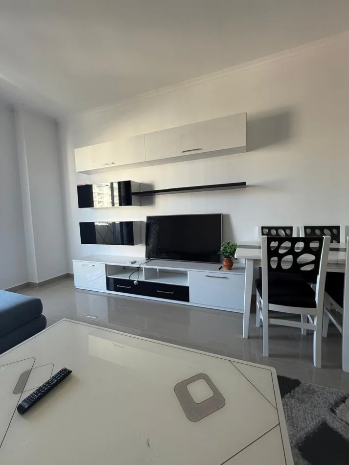 Durres, shitet apartament 1+1+Ballkon Kati 4, 80 m² 90.000 € 