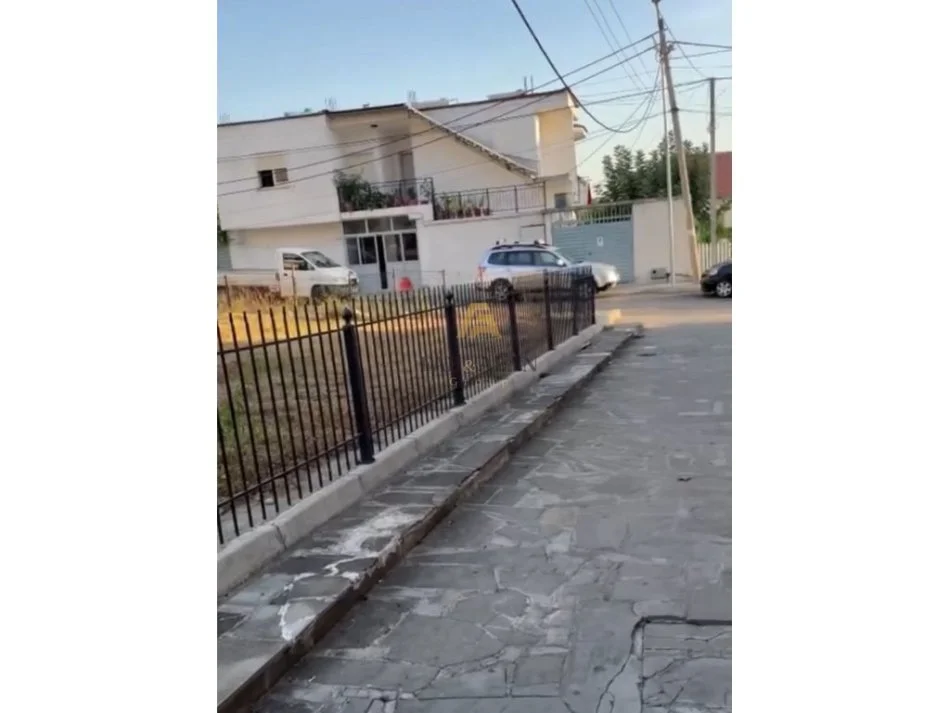 Tirane, shitet toke , 500 m² 200.000 € (Kodra e Priftit)