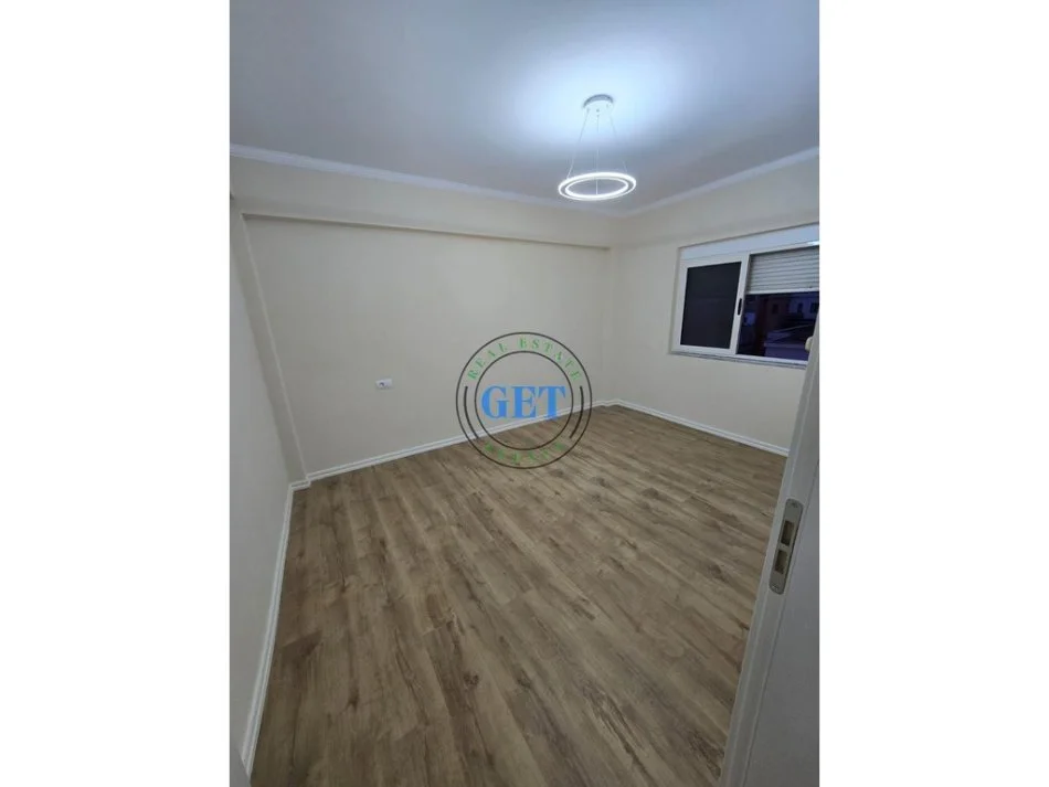 Durres, shitet apartament 2+1 Kati 3, 90 m² 155.000 € (RRUGA E PORTIT ,DURRES)
