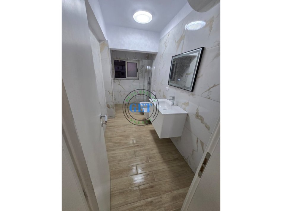 Durres, shitet apartament 2+1 Kati 3, 90 m² 165.000 € (Rruga e Re e Portit)