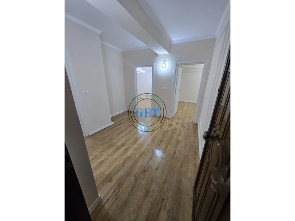 Durres, shitet apartament 2+1 Kati 3, 90 m² 155.000 € (RRUGA E PORTIT ,DURRES)