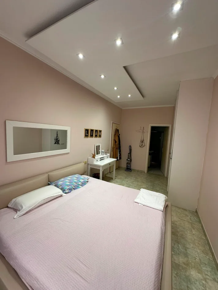 Tirane, shitet apartament 3+1 Kati 3, 97 m² 150.000 € (YZBERISHT)