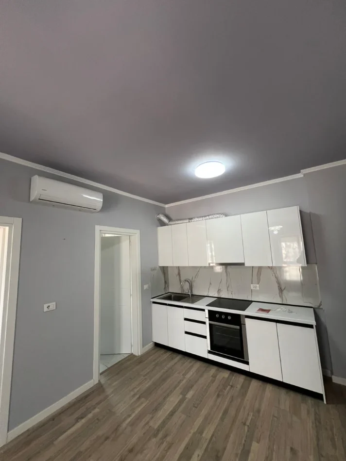 Tirane, shitet apartament 1+1 Kati 9, 47 m² 110.000 € 