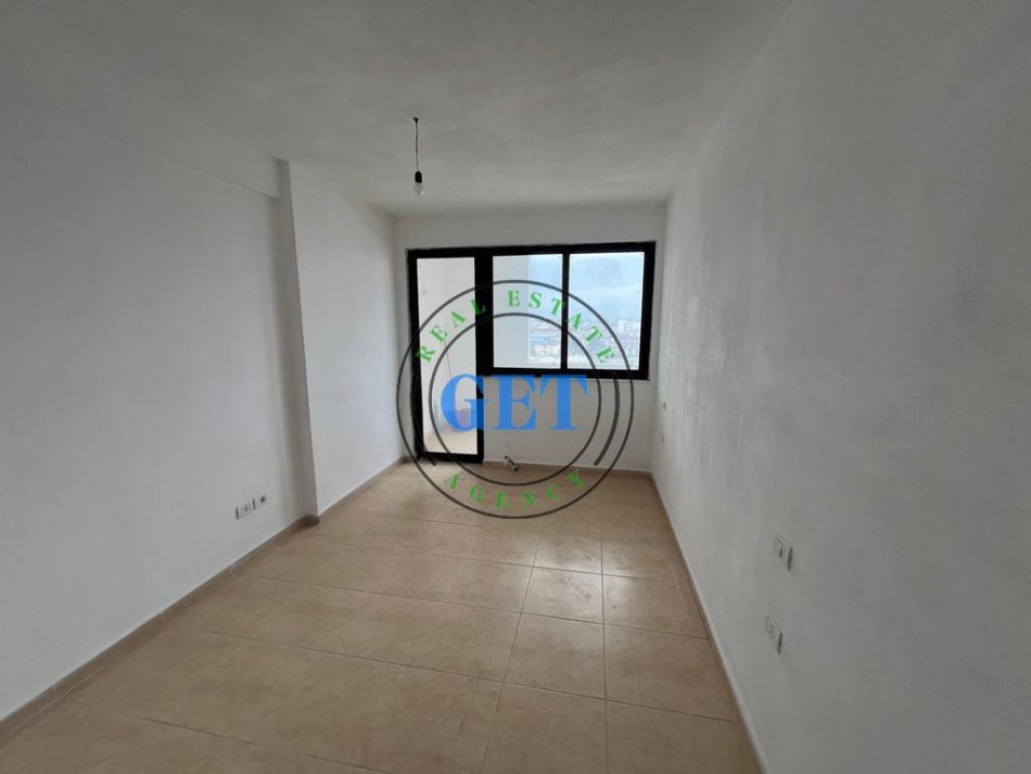 Durres, shitet apartament 2+1 Kati 6, 96 m² 80.000 € (Shkozet, Durres)