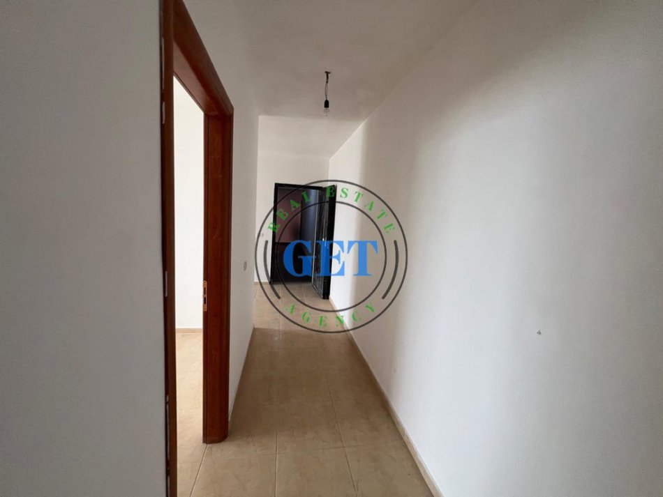 Durres, shitet apartament 2+1 Kati 6, 96 m² 80.000 € (Shkozet, Durres)