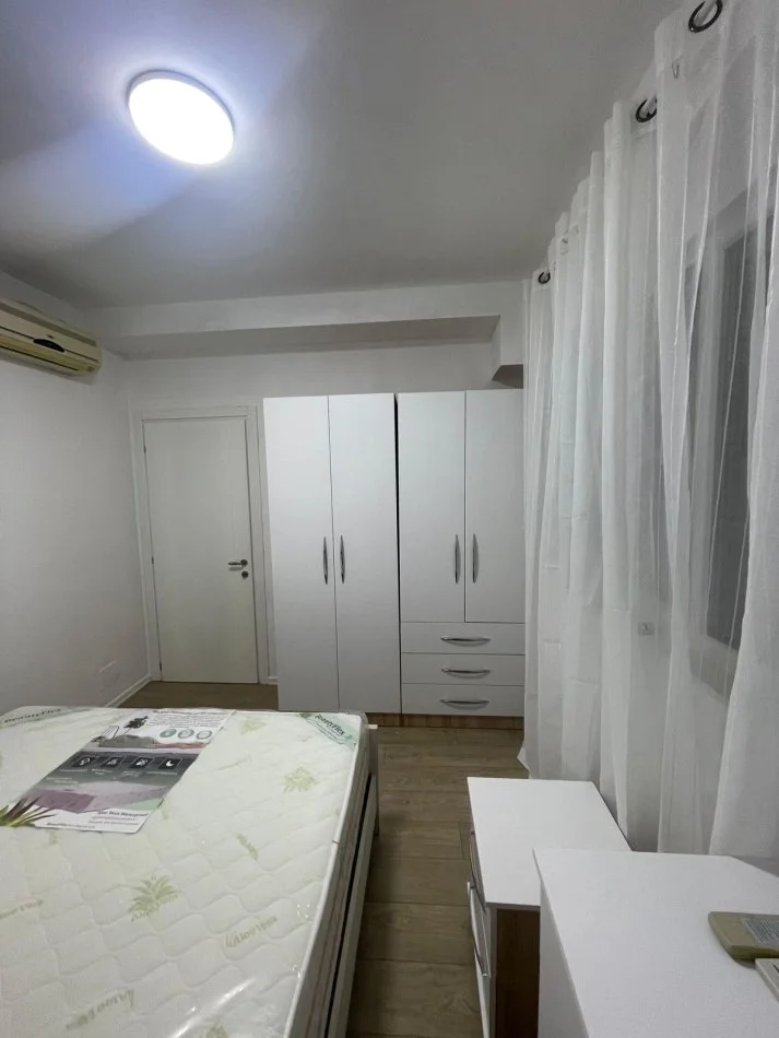 Tirane, jepet me qera apartament 1+1 Kati 1, 60 m² 500 € (Liqeni i Thate)
