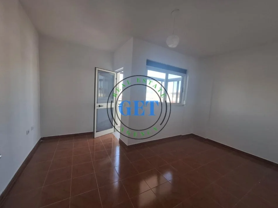 Durres, shitet apartament 2+1 Kati 7, 112 m² 93.000 € (Stadiumi, Durres)