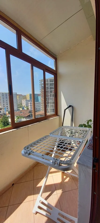 Tirane, shitet apartament 2+1 Kati 5, 100.000 € 