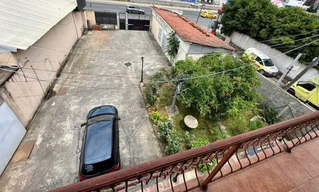 Tirane, jepet me qera ambjent biznesi Kati 3, 650 m² 3.500 Euro (Caza Italia)