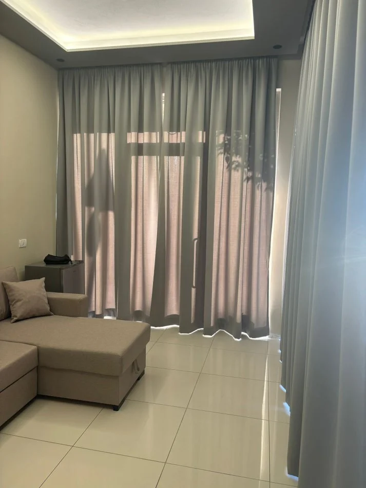 Vlore, shitet apartament 1+1 Kati 5, 32 m² 70.000 € (Plazhi i Ri Vlore)