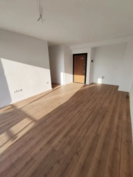 Tirane, shitet apartament 1+1+Ballkon Kati 4, 63 m² 80.340 € (Fresk)