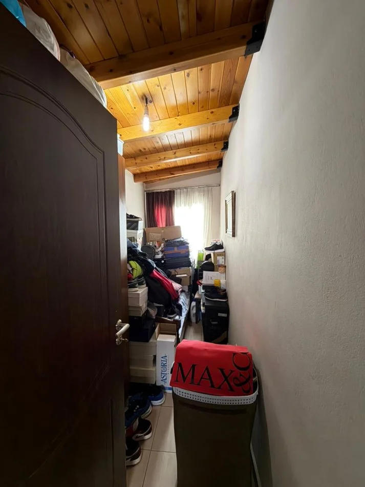 Tirane, shitet apartament 1+1+Ballkon Kati 4, 88 m² 123.200 € (FRESK)